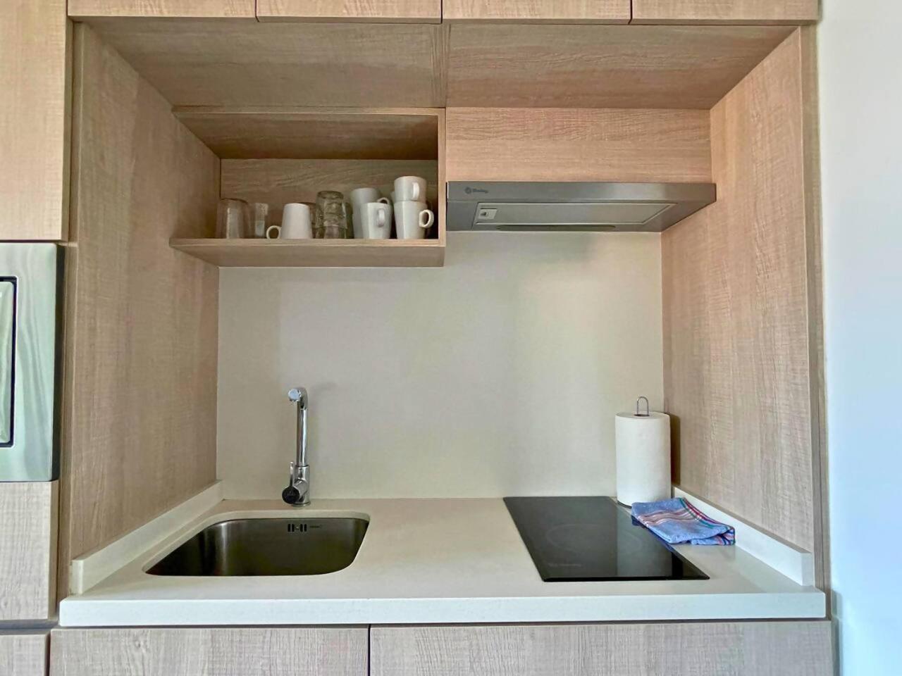 Home4u Con Cochera Appartement